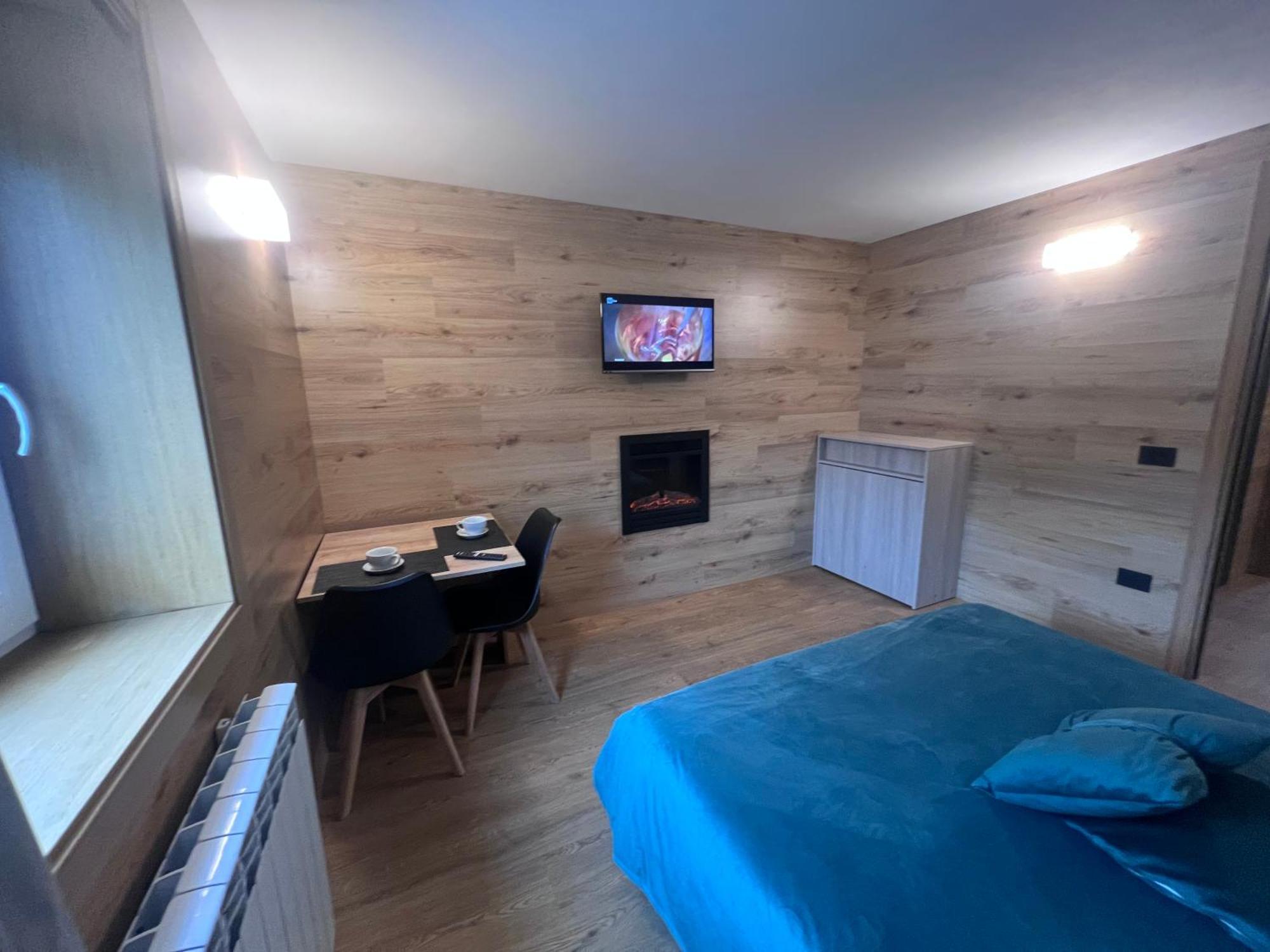 Anemone Bianco Suite Rooms Tonalepass Exterior foto